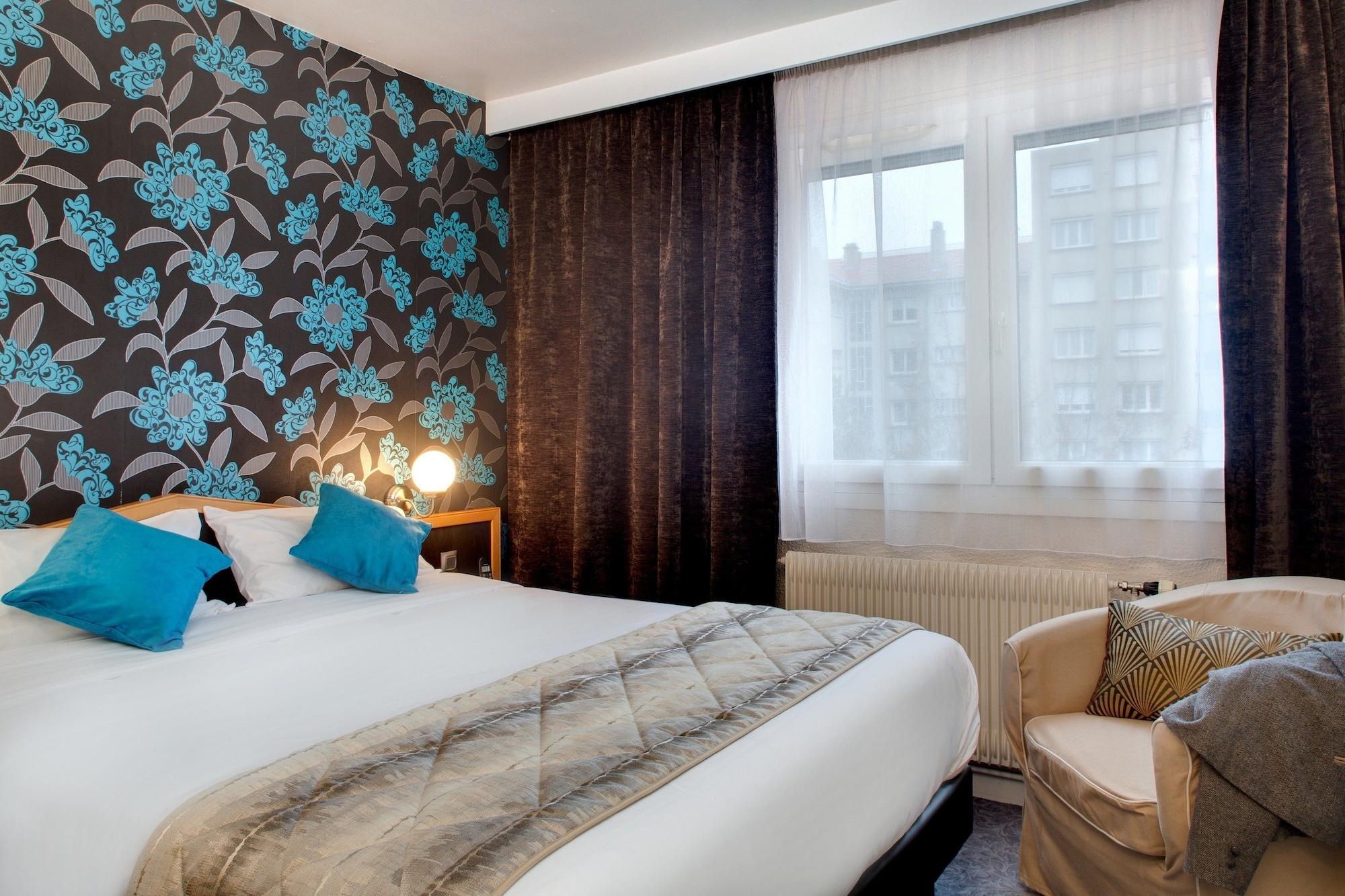 Hotel Logis Du Midi - Etienne Sud 3*