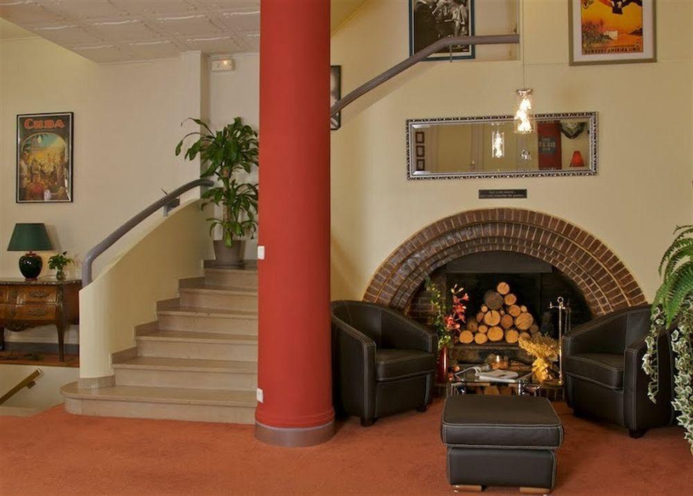 Logis Du Midi - Etienne Sud Hotel 3*