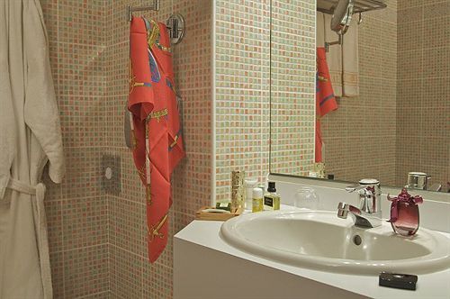 Hotel Logis Du Midi - Etienne Sud Saint-Etienne (Loire)